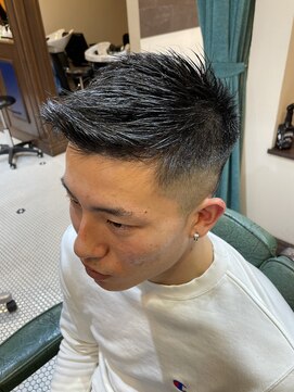 バーバー アカダマ 直毛さんオススメ！メンズショートスタイル