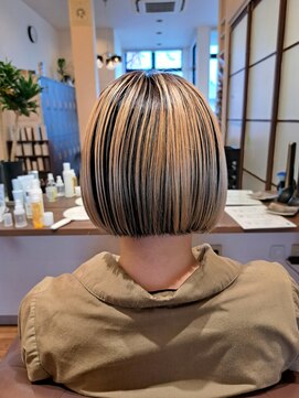 ヘアープレイスカム(CAM) ミニボブ×アンブレラカラー