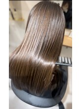 ☆業界初☆の無水処方で髪質改善でパーマやカラーの繰り返しによるダメージも補修し艶髪に！