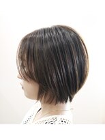 ウィスカーヘアー(whisker hair)&nbsp;ストレートボブ