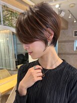 ロンド ストラーダ 心斎橋(Lond strada)&nbsp;ショート×ハイライト白髪ぼかし×マチルダボブ[心斎橋]