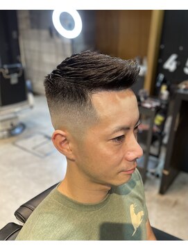 フランクスバーバー アンド ビアークラブ(FRANK'S BARBER and BEER CLUB) ハイスキンベリーショートバーバースタイルF