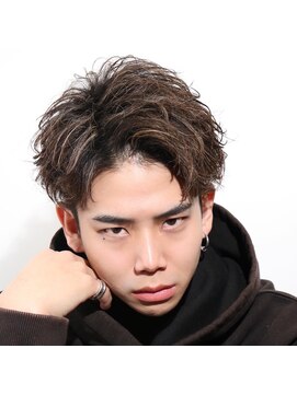 ネイビー 表参道(NAVY) メンズショート スパイキーショート アップバング