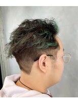 アコ(Aco)&nbsp;ツイストスパイラルパーマ/メンズパーマ/ツーブロック/メッシュ