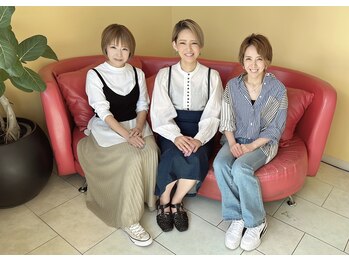 グロワール(GLOIRE)の写真/経験を積んだ技術力高い女性スタイリストの、髪のお悩みに寄り添いライフスタイルに合ったご提案が人気。