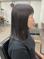ユノ(juno) 【中目黒】顔まわりレイヤーミディアム☆アッシュグレージュ
