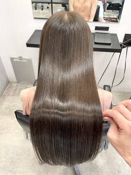 サロウィン 池袋(SALOWIN) 7トーンオリーブベージュ × 美髪ストレート #363