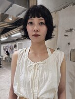 ロジ(loji)&nbsp;オン眉とレイヤーボブパーマ