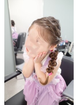 レーヌ(REINE) 編み下ろしサイドポニー