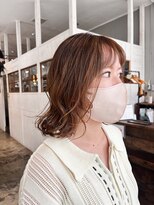 ヘアーループレル(Hair ruup Rell design works)&nbsp;白髪ぼかしハイライト×外ハネボブ｜大人のミルクティーベージュ