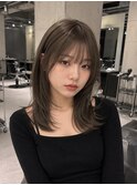 レイヤーカット×透明感カラー