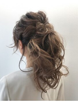 ステア メゾン(stir maison) 大人アレンジのラフポニーテール☆MAKOTO