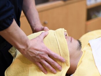 バーバーバー 千葉(BARBER-BAR)の写真/業界最新スパ[高濃度炭酸クレンジング+頭筋膜リリース]髪と頭皮の健康と極上のひと時を！【千葉駅徒歩5分】