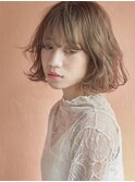 ナチュラルエアリーなミニマムボブ