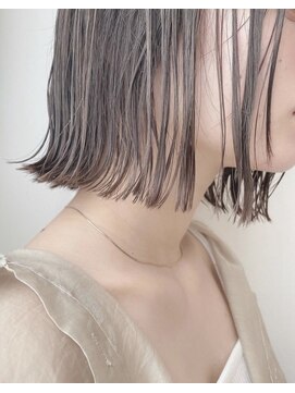 ロストシティ 横浜(LOST CITY) 束感重視×切りっぱなしボブ