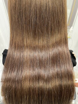 エスカーラ 表参道(THE ESCALA) @aidaman321 髪質改善/髪質改善縮毛矯正/髪質改善トリートメント