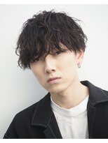 ゼンコー アオヤマ(ZENKO Aoyama)&nbsp;波巻きスパイラルパーマ×重めマッシュ[表参道/青山/渋谷/原宿］