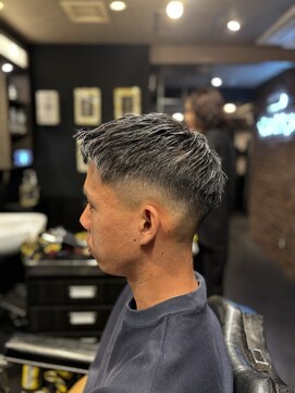 ブロートーキョー 有楽町店(Bro Tokyo) ミドルフェードアップバング