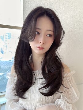 アフロート ディル(AFLOAT D'L) 2wayバングでイメチェン！顔まわりレイヤーくびれヘアが人気◎