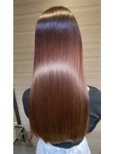 リベルテ(Liberte) グロスカラーの艶感と水素の潤いで絹髪になります