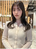 オリーブベージュ