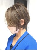 くびれショートボブ40代50代グレイカラー白髪染め白髪ぼかし