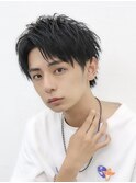 刈り上げないビジネスアップバングショート黒髪コンマバング