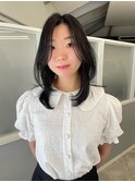 ミディアムレイヤー韓国黒髪透明感髪質改善くびれヘア