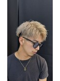 ホワイトミルクティーベージュ×アップバング