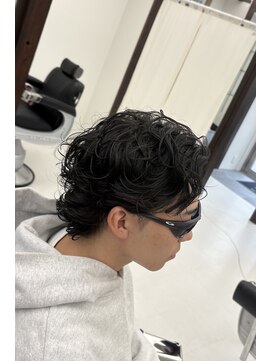 トウキョウ クラシック バーバー タウン(TOKYO CLASSIC BARBER TOWN) パーマスタイル