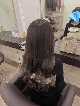グランディールヘアデザイン(grandir hairdesign) エクステつけたままカラー