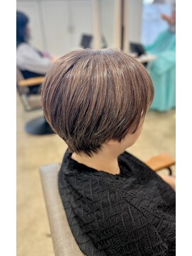 キール(Kir) 大人白髪ぼかしハイライト[浦添/経塚/白髪ぼかし/ハイライト]