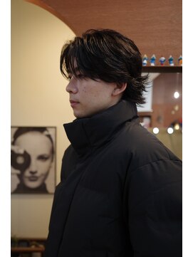 エディ(Edy) メンズセンターパートニュアンスパーマコンマバング韓国ヘア岡山