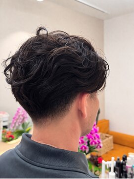 マーヴィー(Ma Vie) ツーブロセンター分け