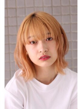 バサ 新所沢店(BASSA) 【佐々木　スタイル】ブリーチ×外はねボブ