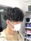 メンズ　ツイストスパイラル刈り上げマッシュスパイラルパーマ