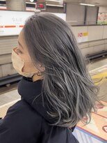 ジエクト カナウ(The Ect canow)&nbsp;グレージュカラー/アッシュグレー/くびれミディ/デザインカラー