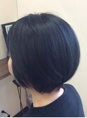 ショートボブ
