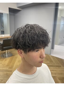 アレス バイ シカ 神戸三宮元町店(ALLES by Cica) 神戸／三ノ宮／元町メンズサロン王道人気ツイストスパイラル