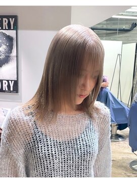 ヲタク(wotaku.) ホワイトカラーベージュカラーハイトーンダブルカラーブリーチ