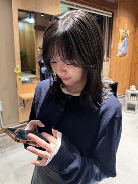 サムウェア(SOMEWHERE) 暗くても透けるアッシュグレー