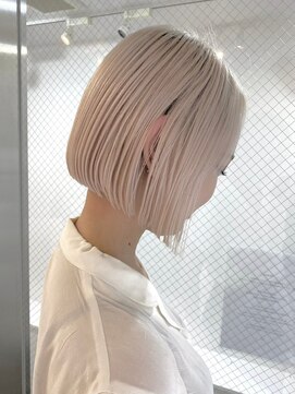 エリマ 武蔵小杉(elima) 武蔵小杉白髪ぼかしハイライトタッセルボブミルクティーベージュ