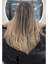 サロウィン 那覇店(SALOWIN)&nbsp;ブロンドバレイヤージュカラー