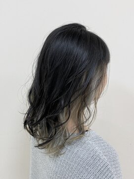 アヴァンス 神戸元町店(AVANCE.) ミディアム×透明感×グレージュ×インナーカラー