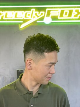 グリーディーフォックス 代々木(Greedy FOX) かき上げヘア/サイドパート/韓国マッシュ/フェードカット/代々木