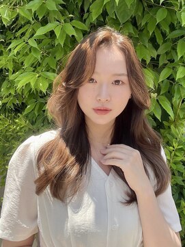 スペイディック 中目黒(SPADIC) ナチュラル韓国風 / 抜け感のあるエアリースタイル