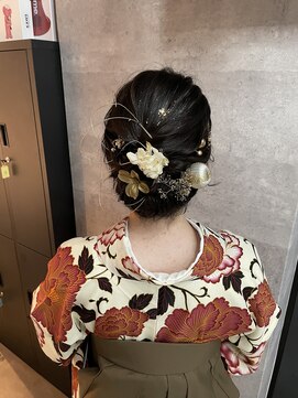 ヘアビューティースタジオ ラルガ(Hair beauty studio Raruga) 和装風シニヨン