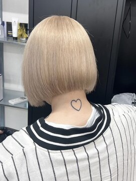 エイル 茶屋町(Eir) 【ケアブリーチ】【ブリーチ】【トリートメント】【髪質改善】