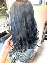 セプト 天神大名(SEPT.)&nbsp;ブルーブラック　寒色系カラー　ケアブリーチ　セミロング