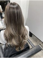 マーシュ(marshu)&nbsp;ナチュラルバレイヤージュカラー♪